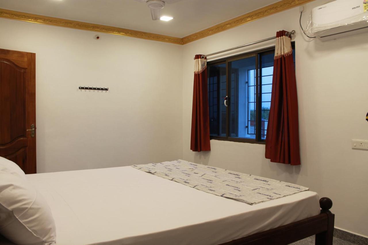فندق Seascape Residency White Town بونديتْشيري المظهر الخارجي الصورة