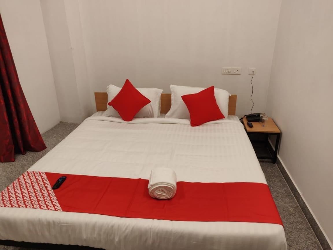 فندق Seascape Residency White Town بونديتْشيري المظهر الخارجي الصورة